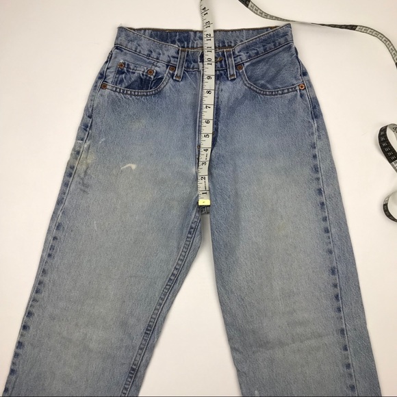 Vintage Levi’s 560 High Waist wedgie fit Jeans - Picture 4 of 8
